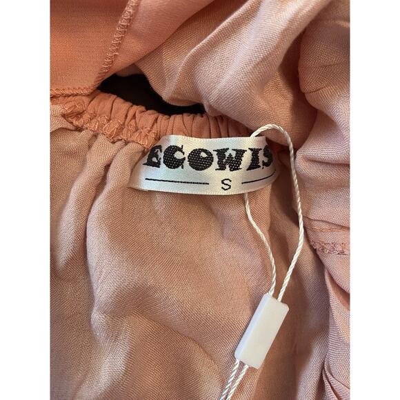 Halter Tiered Dress in the Sweetest Pink Back strap Casual Size S - Picture 5 of 5